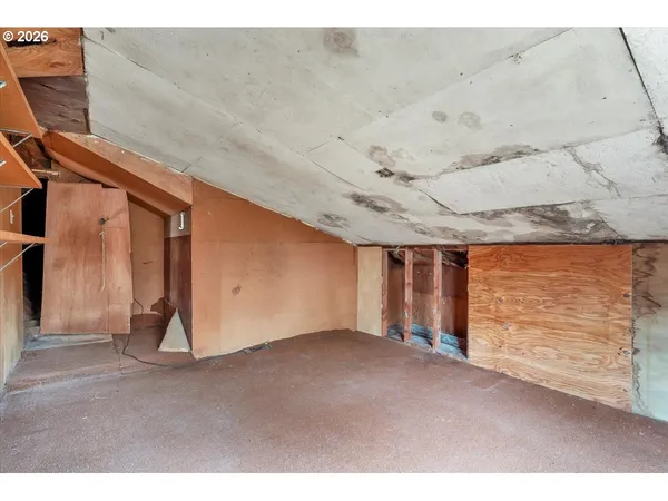 $194,900 | 26562 Highway 36, Cheshire, OR 97419