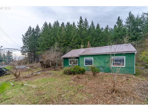 $194,900 | 26562 Highway 36, Cheshire, OR 97419