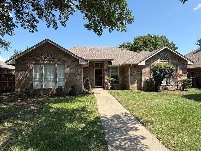 $1,995 | 313 Pear Tree Place, Denton, TX 76207