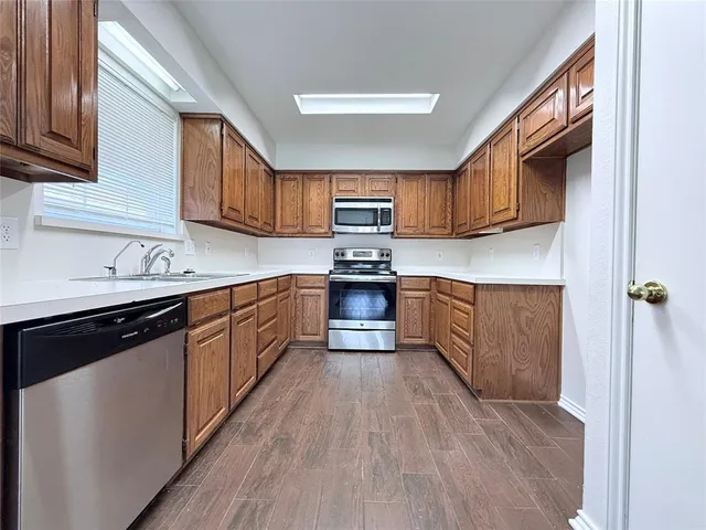 $1,995 | 313 Pear Tree Place, Denton, TX 76207