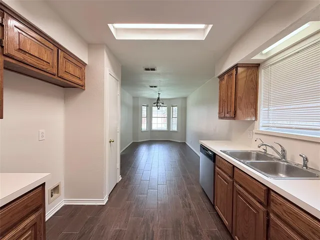 $1,995 | 313 Pear Tree Place, Denton, TX 76207