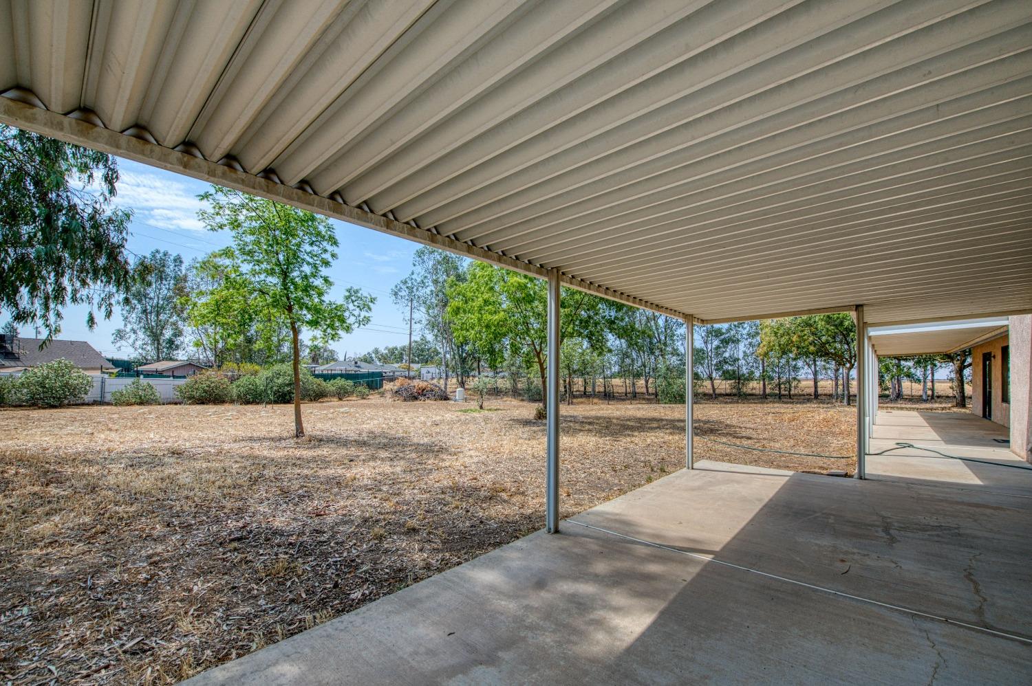 36730 Highway 145 Madera, CA 93636 - Photo 21 of 30 a view of a backyard