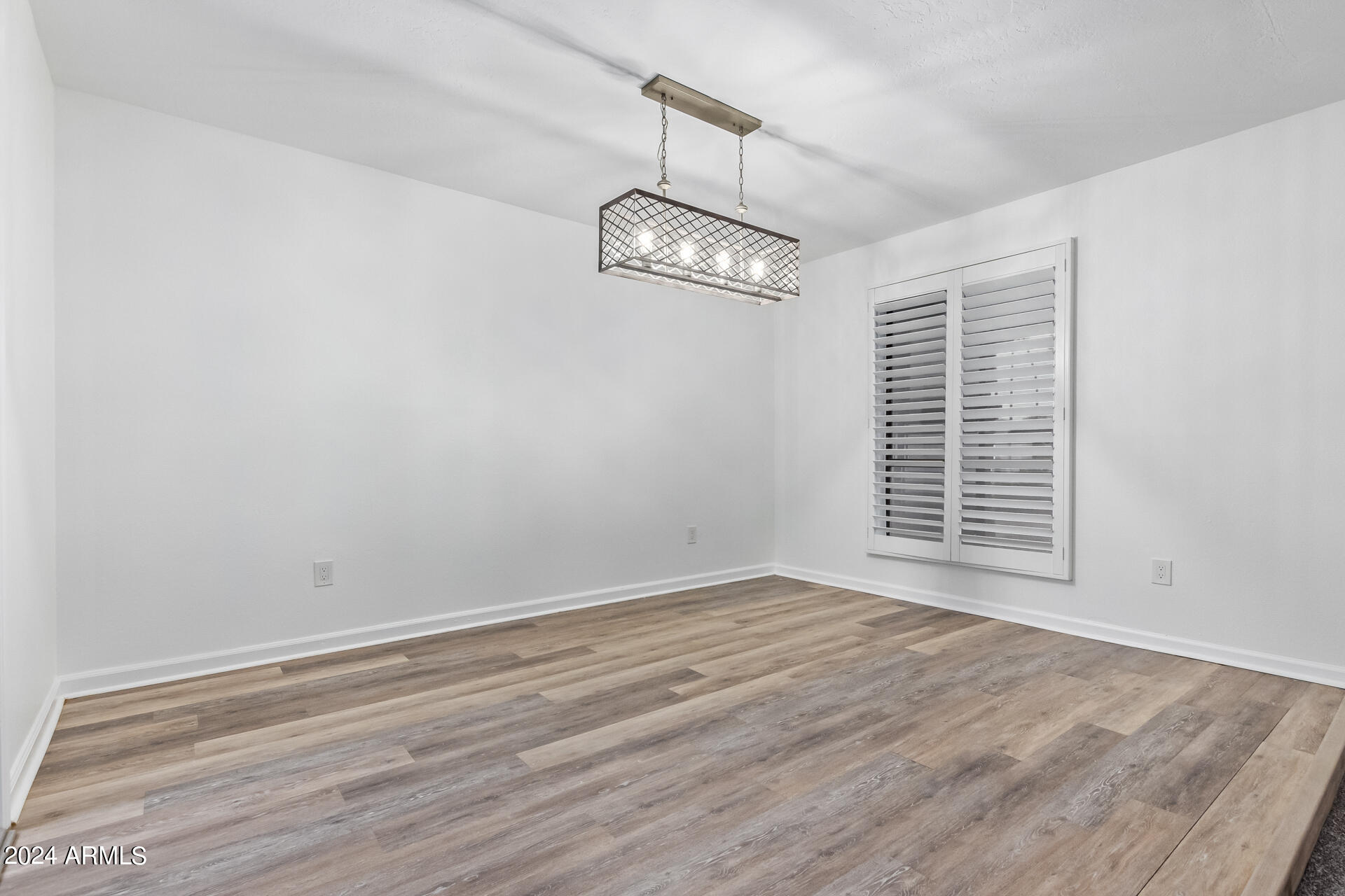 1893 East Bendix Drive Tempe, AZ 85283 - Photo 20 of 40 20 - Bendix