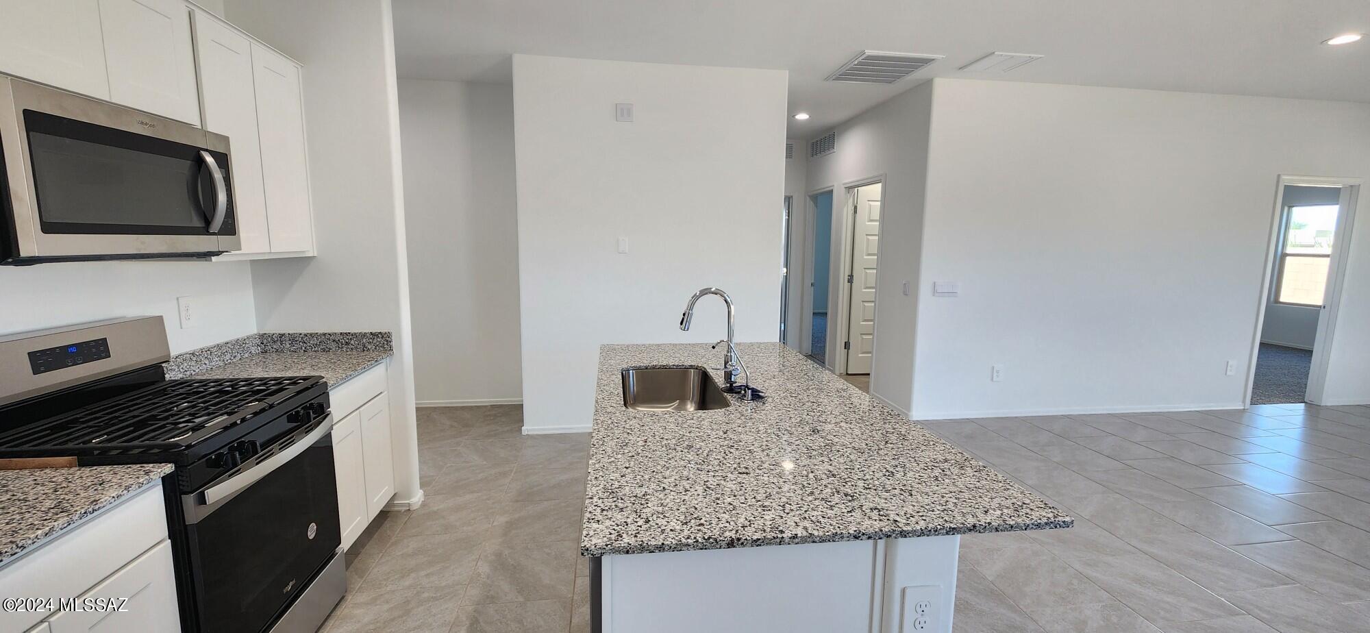 756 West Rice Place Vail, AZ 85641 - Photo 7 of 21 Gallery Image 7