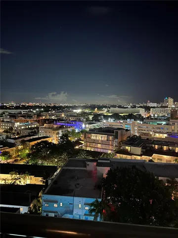 $379,900 | 1800 Collins Avenue, Unit 15B, Miami Beach, FL 33139