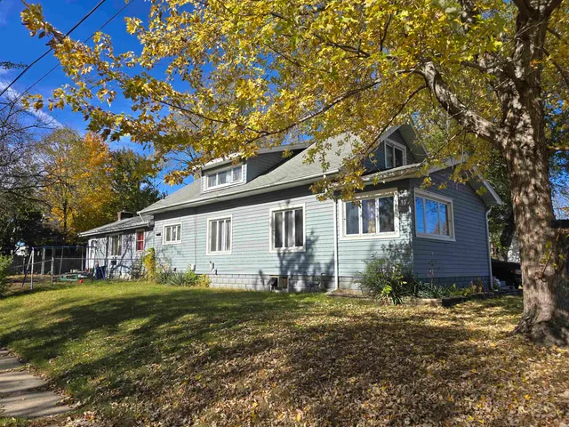 $165,000 | 202 Hackett Street, Beloit, WI 53511