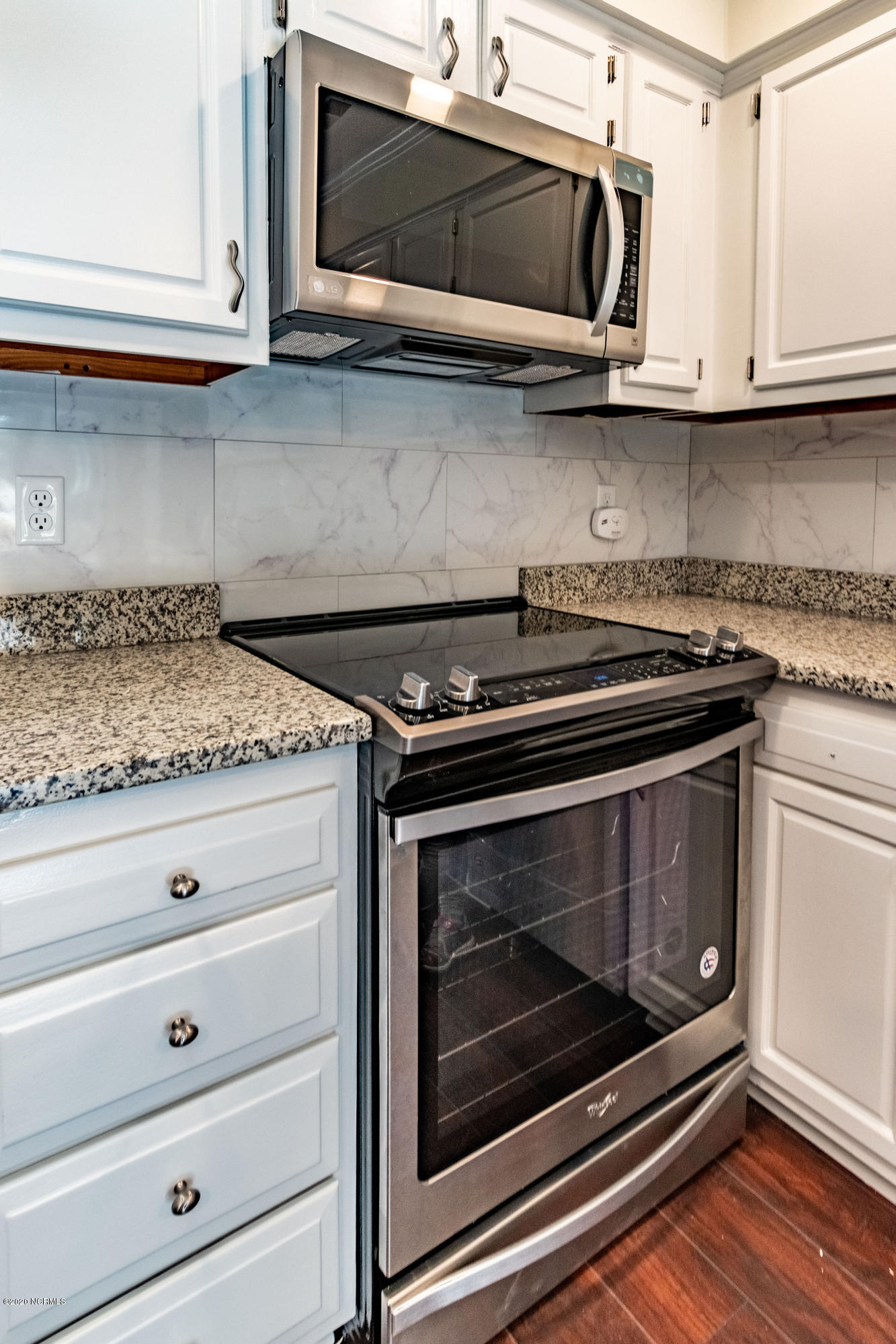 118 Duke Road Winterville, NC 28590 - Photo 6 of 41 118DukeKitchen3