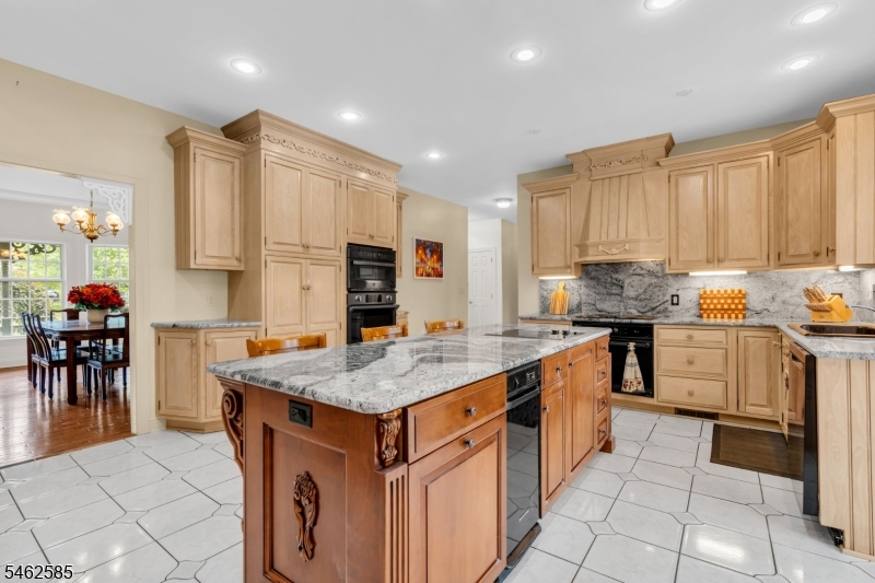 47 Rustic Trail Flemington, NJ 08822 - Photo 11 of 13 Gallery Image 11