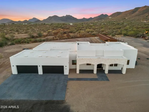 $2,400,000 | 35451 North 36th Street, Cave Creek, AZ 85331