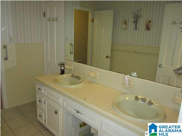 3625 Rockhill Road Birmingham, AL 35223 - Photo 18 of 28