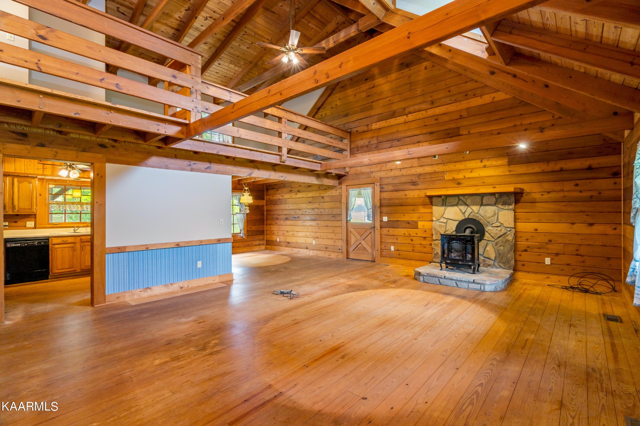 558 Emory River Road Harriman, TN 37748 - Photo 11 of 39 Gallery Image 11