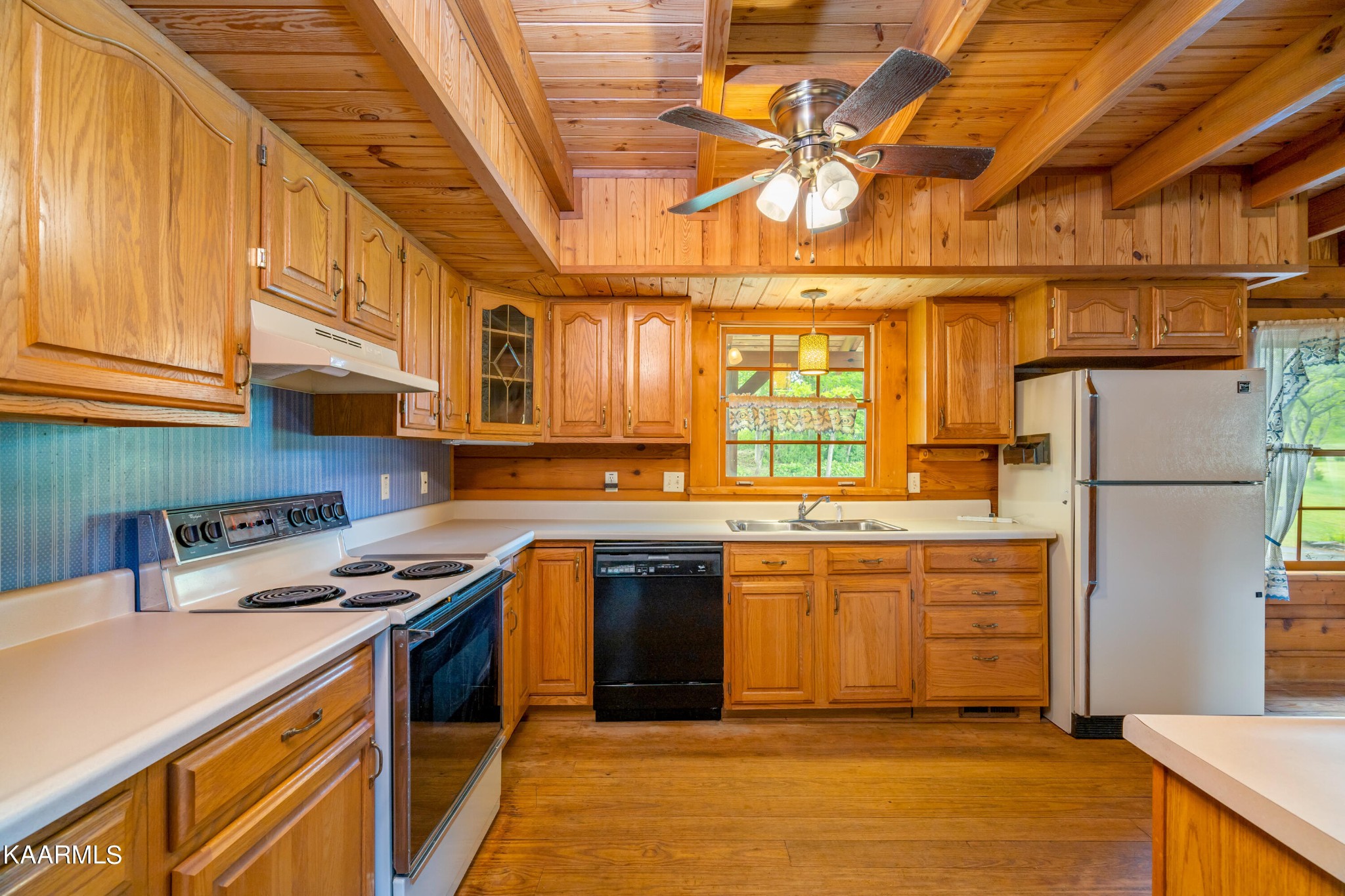 558 Emory River Road Harriman, TN 37748 - Photo 14 of 39 Gallery Image 14