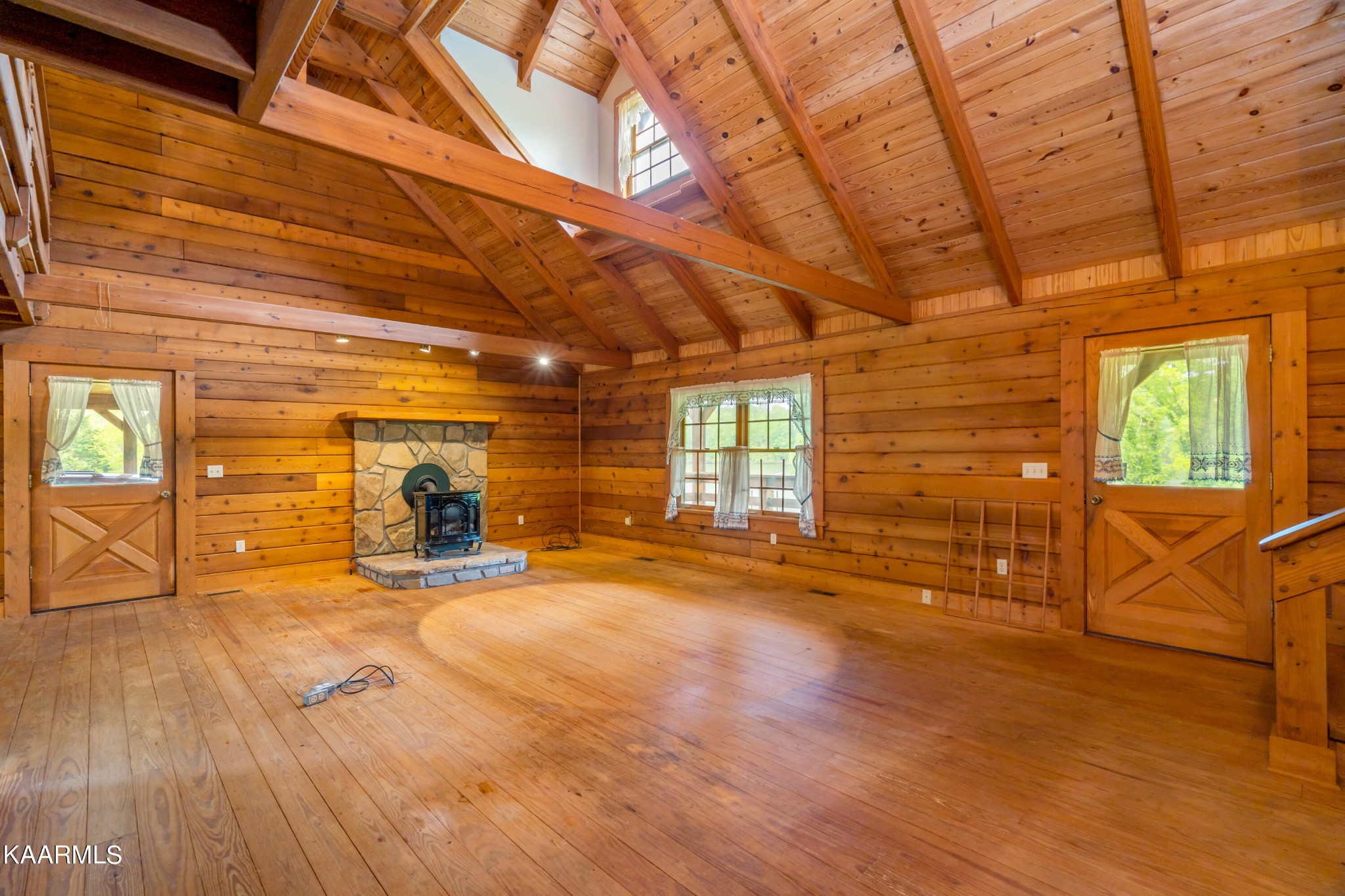 558 Emory River Road Harriman, TN 37748 - Photo 9 of 39 Gallery Image 9