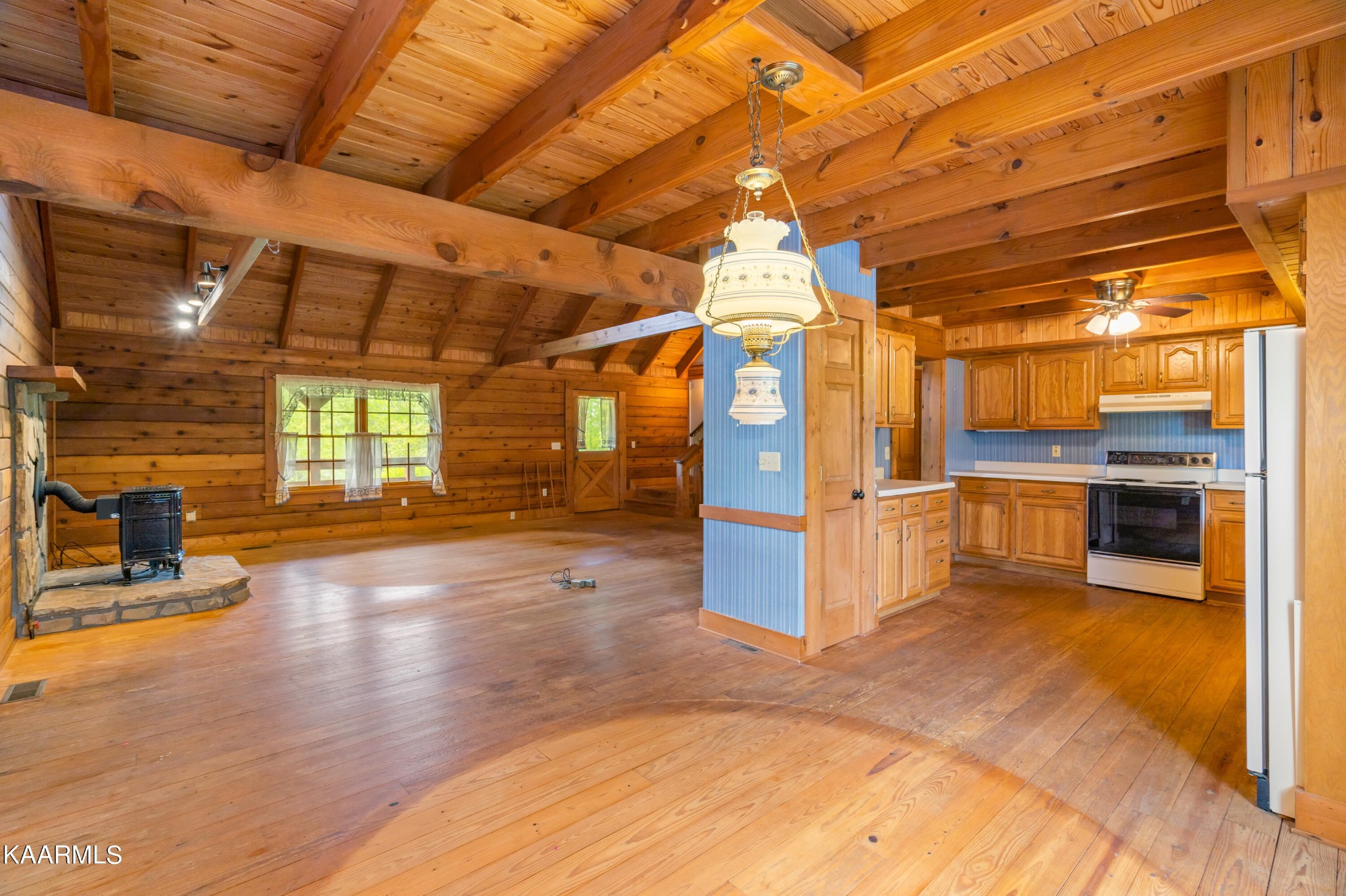 558 Emory River Road Harriman, TN 37748 - Photo 10 of 39 Gallery Image 10