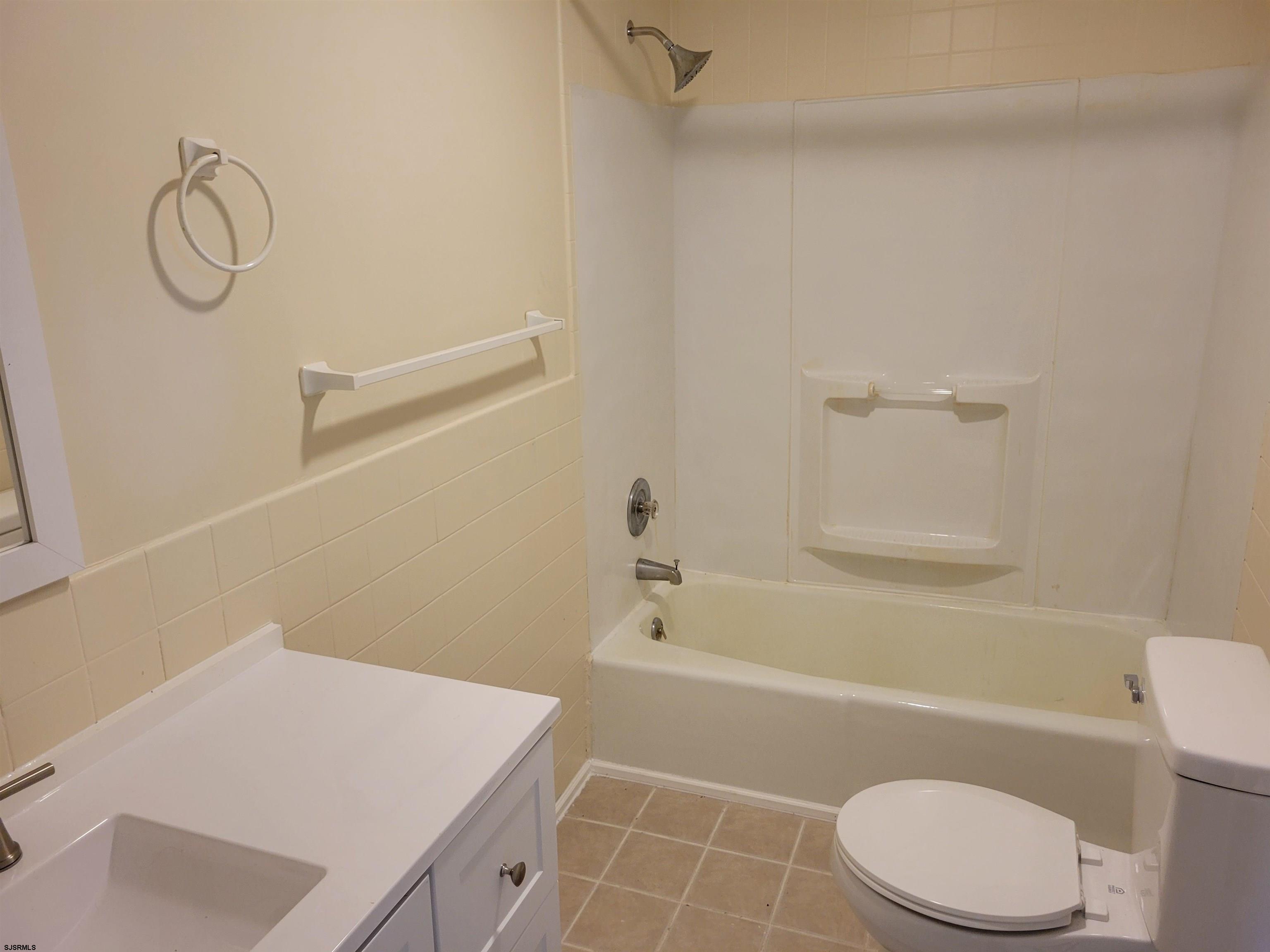 188 Leeds Point Road Galloway Township, NJ 08205 - Photo 16 of 35