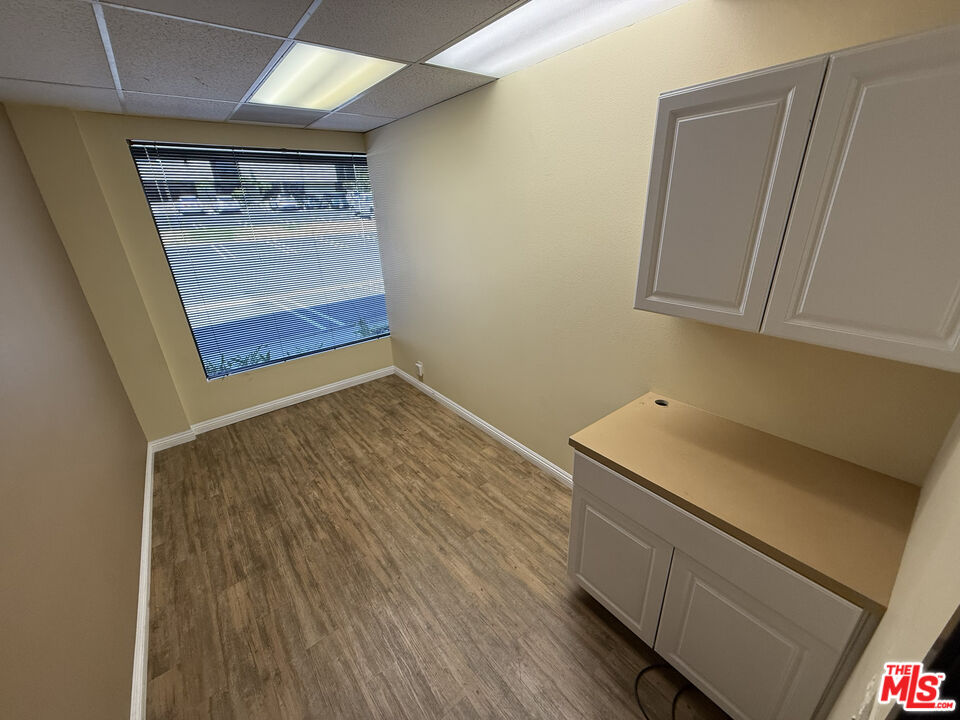 820 North Mountain Avenue, Unit 102 Upland, CA 91786 - Photo 2 of 14