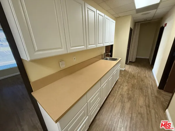 $2,850 | 820 North Mountain Avenue, Unit 102, Upland, CA 91786