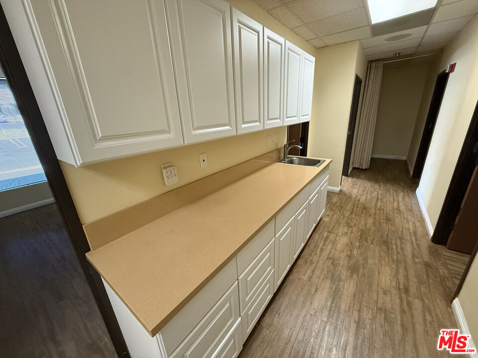 820 North Mountain Avenue, Unit 102 Upland, CA 91786 - Photo 8 of 14