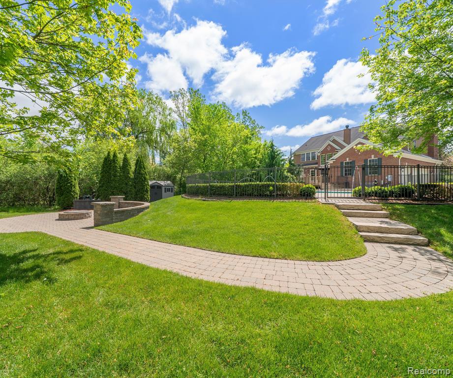 47782 Gyde Road Canton, MI 48187 - Photo 10 of 86