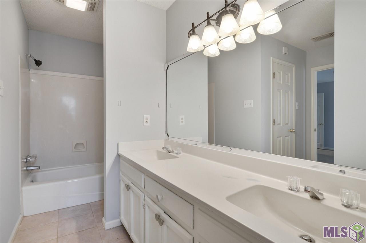 9354 Fox Run Avenue Baton Rouge, LA 70808 - Photo 8 of 15 Gallery Image 8