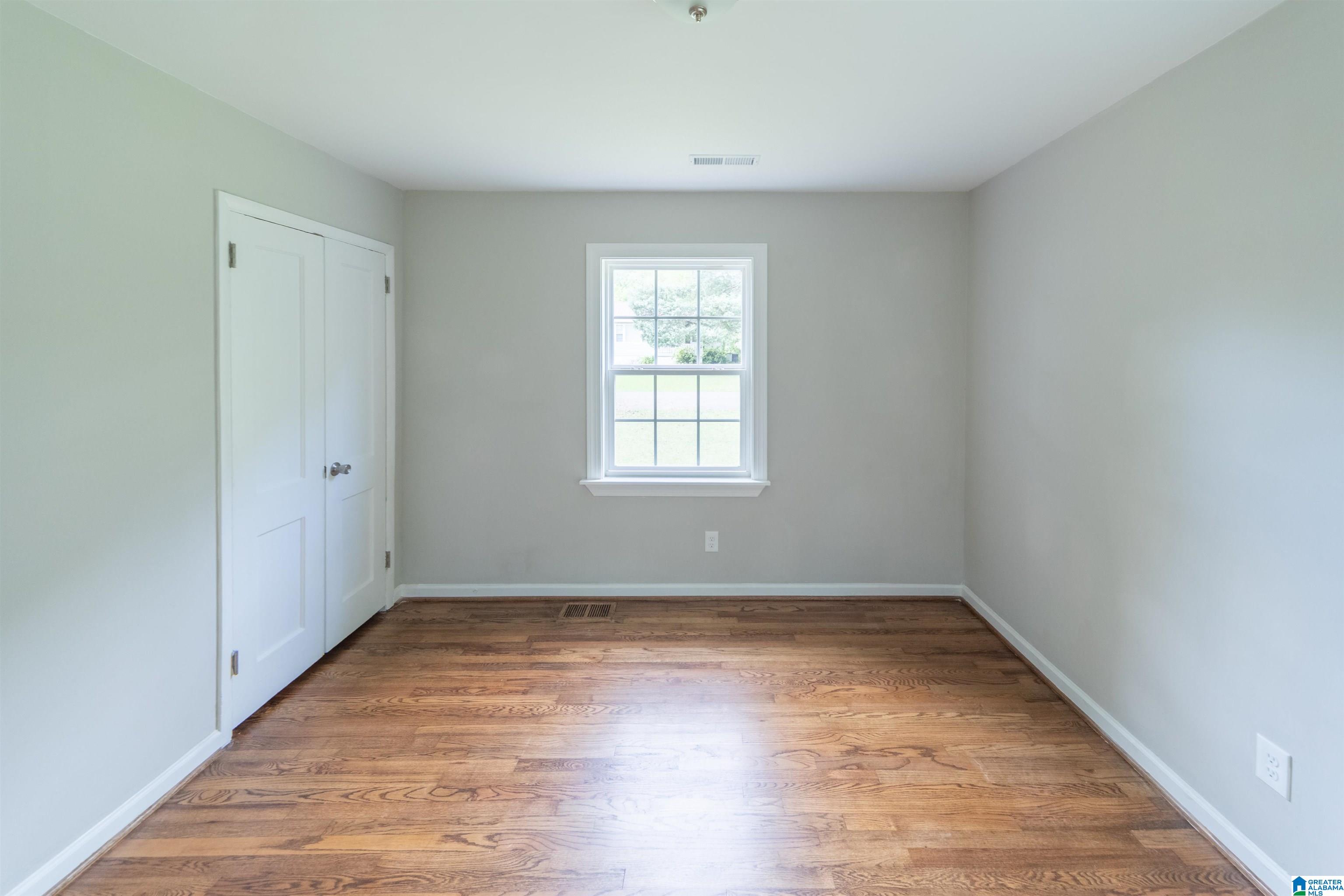 136 Crystal Avenue Bessemer, AL 35023 - Photo 21 of 37