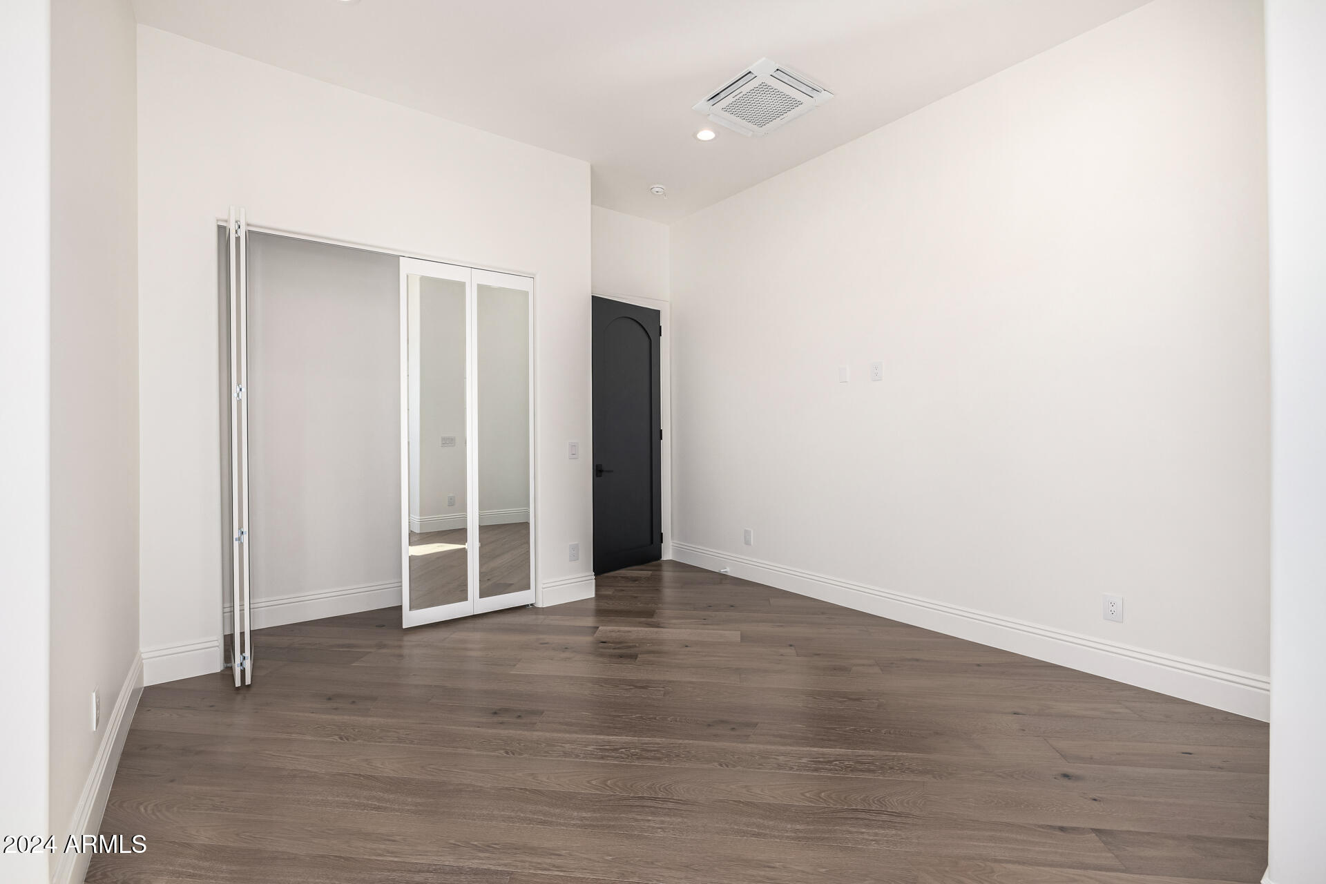 1480 East Raven Court Gilbert, AZ 85297 - Photo 122 of 151 83-Raven