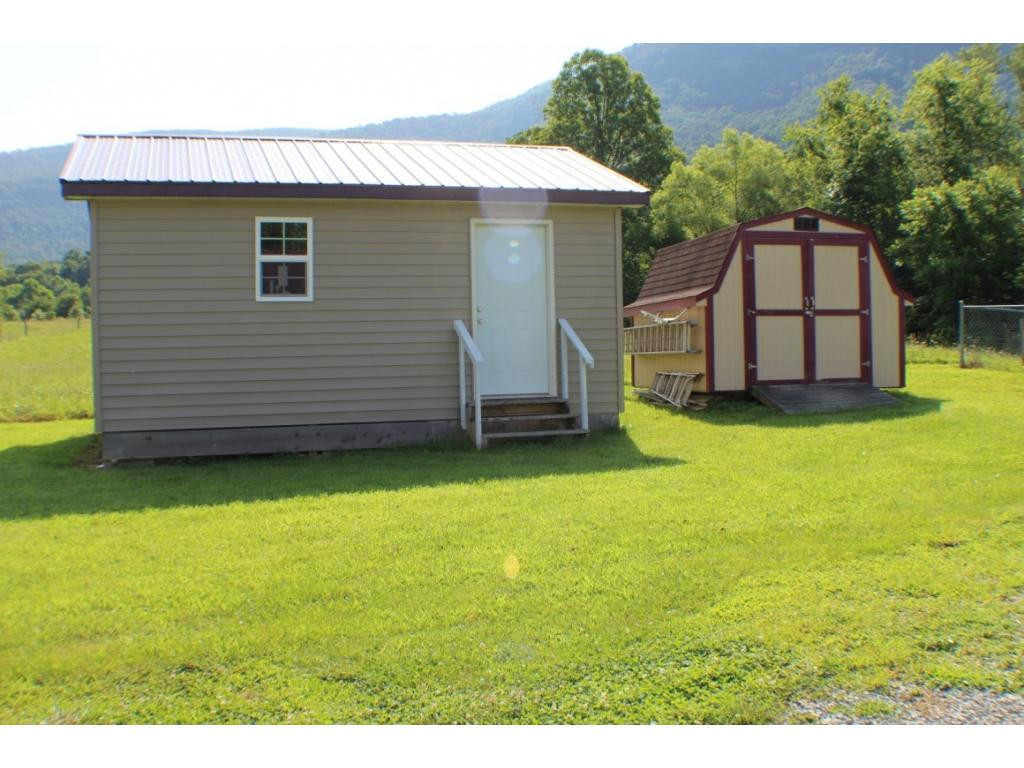 5726 Powell Valley Road Big Stone Gap, VA 24219 - Photo 2 of 6 Photo 2