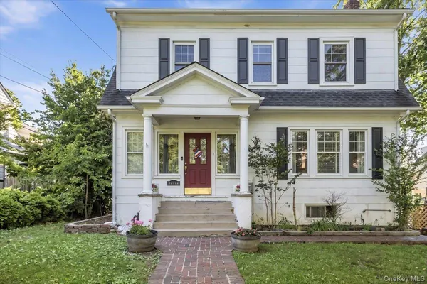 $1,298,000 | 40-29 217th Street | Bayside
