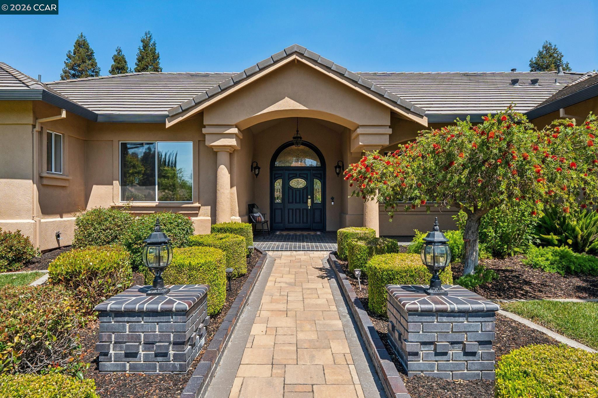 1869 Renee Way Concord, CA 94521 - Photo 5 of 93