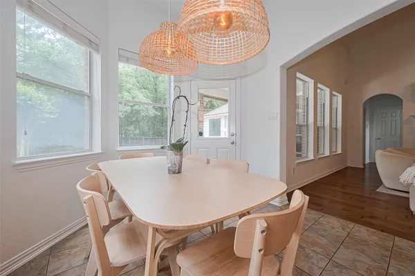 $4,600 | 157 East Frontera Circle, The Woodlands, TX 77382