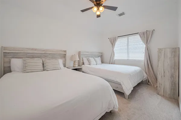 $4,600 | 157 East Frontera Circle, The Woodlands, TX 77382