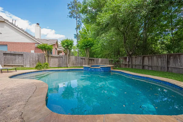 $4,600 | 157 East Frontera Circle, The Woodlands, TX 77382