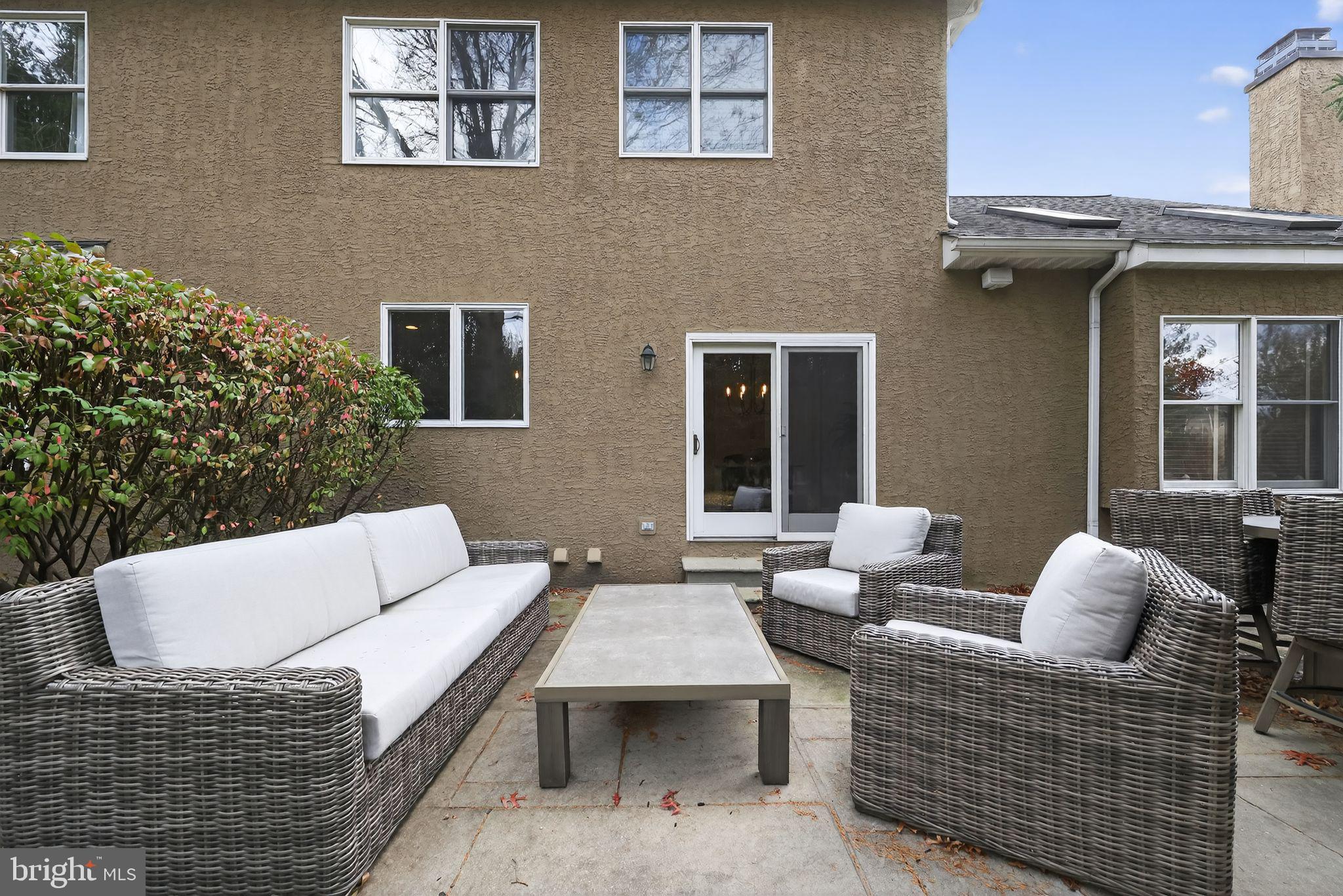 39 Bramley Road Moorestown, NJ 08057 - Photo 27 of 28 a outdoor living space with furniture