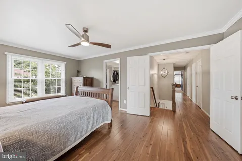 $1,075,000 | 8900 Kenilworth Drive, Burke, VA 22015