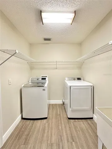 $2,600 | 206 Palermo Place, Lady Lake, FL 32159