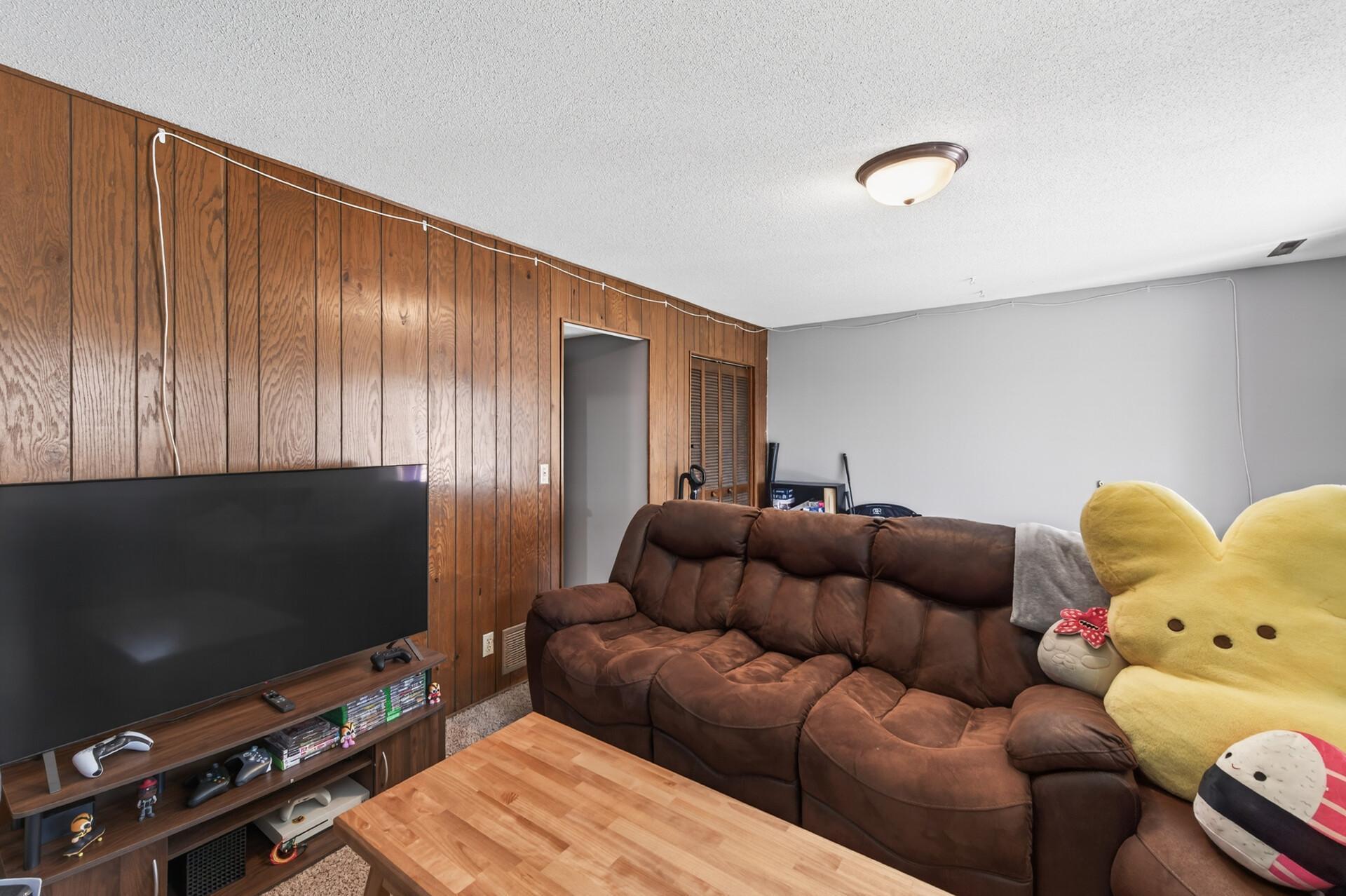 12293 Drake Street Northwest Coon Rapids, MN 55448 - Photo 23 of 29