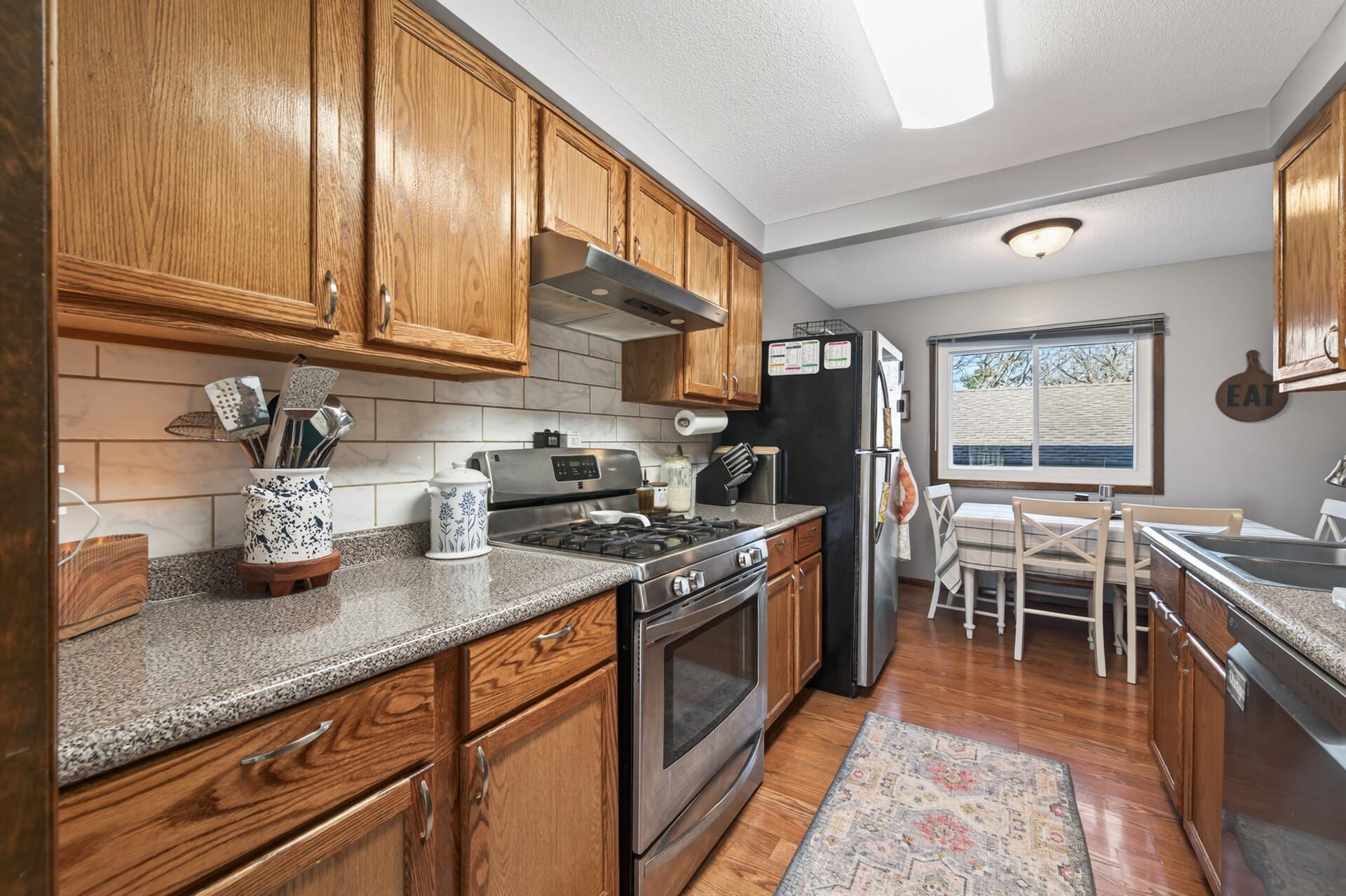 12293 Drake Street Northwest Coon Rapids, MN 55448 - Photo 8 of 29