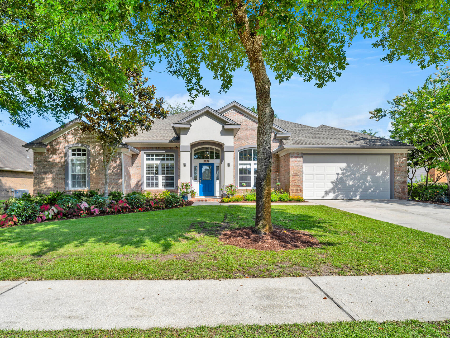 357 Mango Lane Freeport, FL 32439 - Photo 1 of 90 Gallery Image 1