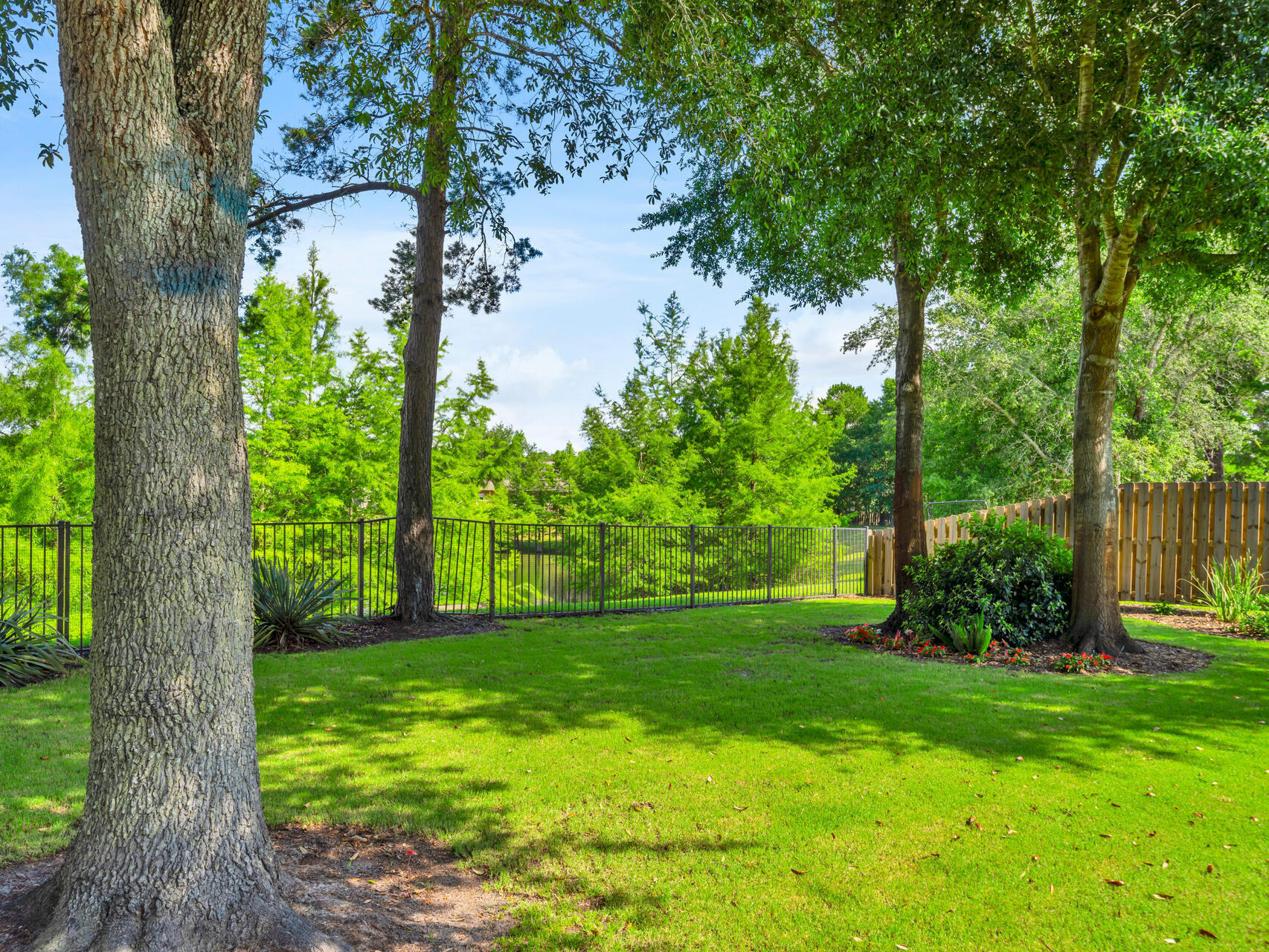 357 Mango Lane Freeport, FL 32439 - Photo 66 of 90 Gallery Image 66