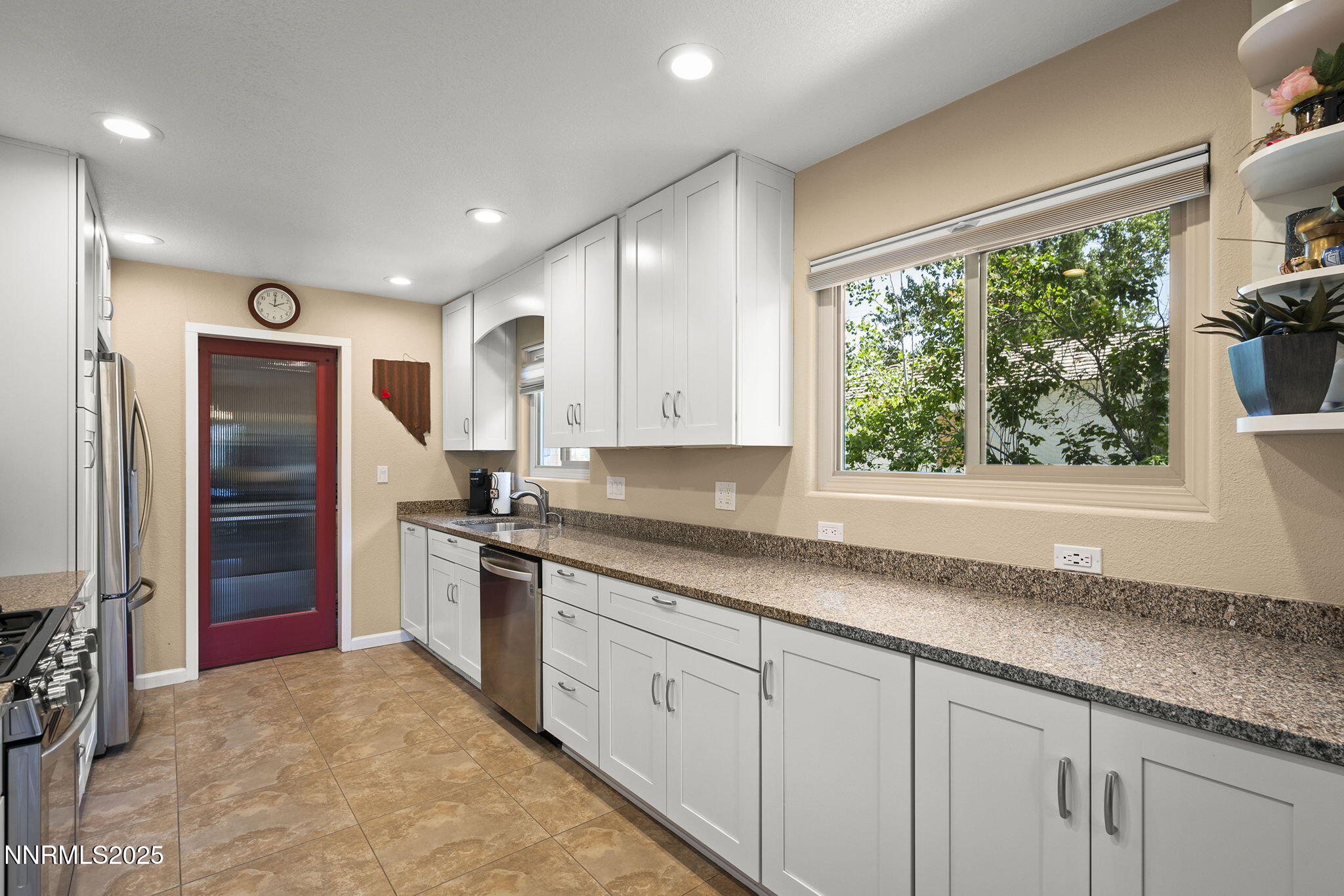 159 Circle Drive Reno, NV 89509 - Photo 8 of 22 8-web-or-mls-_DSC0382