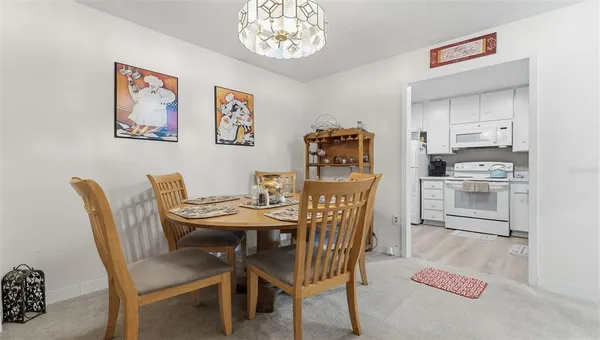 $2,100 | 2700 Bayshore Boulevard, Unit 1307, Dunedin, FL 34698