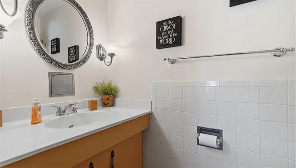 $2,100 | 2700 Bayshore Boulevard, Unit 1307, Dunedin, FL 34698