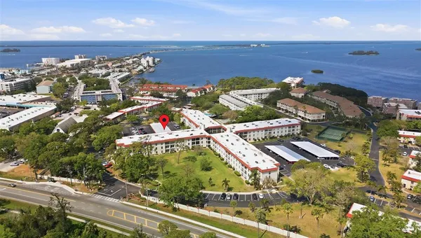 $2,100 | 2700 Bayshore Boulevard, Unit 1307, Dunedin, FL 34698