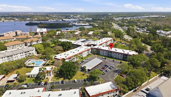 $2,100 | 2700 Bayshore Boulevard, Unit 1307, Dunedin, FL 34698