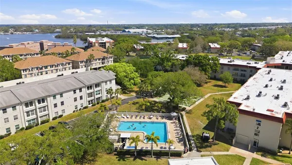 $2,100 | 2700 Bayshore Boulevard, Unit 1307, Dunedin, FL 34698