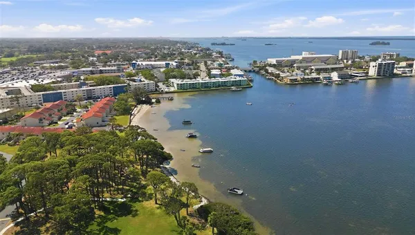 $2,100 | 2700 Bayshore Boulevard, Unit 1307, Dunedin, FL 34698