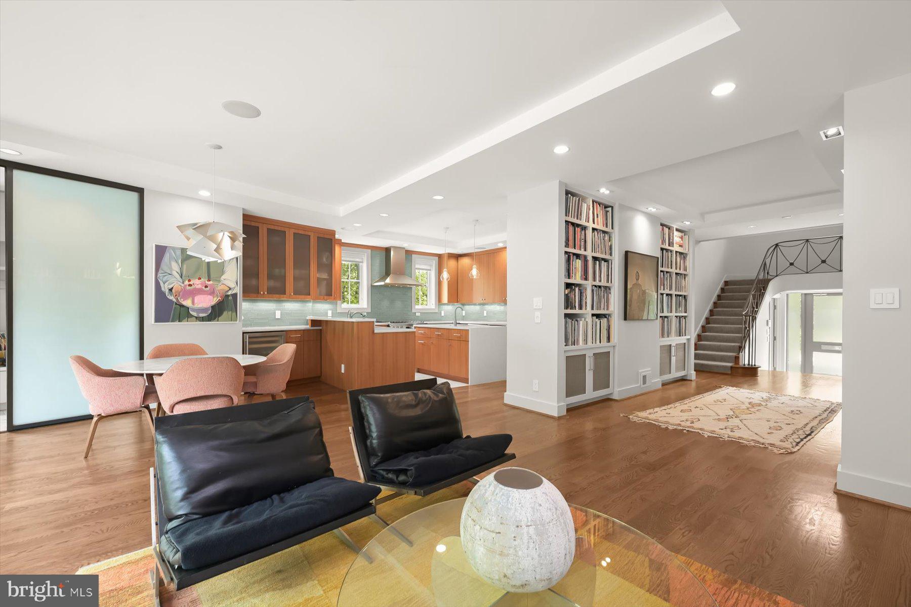 2901 Albemarle Street Northwest Washington, DC 20008 - Photo 11 of 42