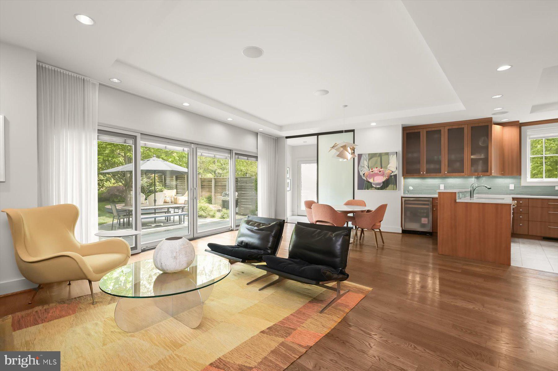2901 Albemarle Street Northwest Washington, DC 20008 - Photo 12 of 42