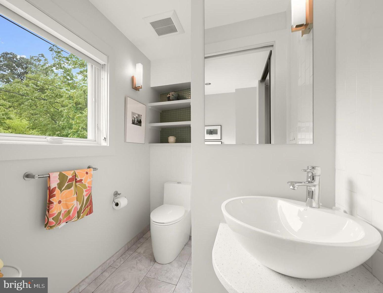 2901 Albemarle Street Northwest Washington, DC 20008 - Photo 15 of 42