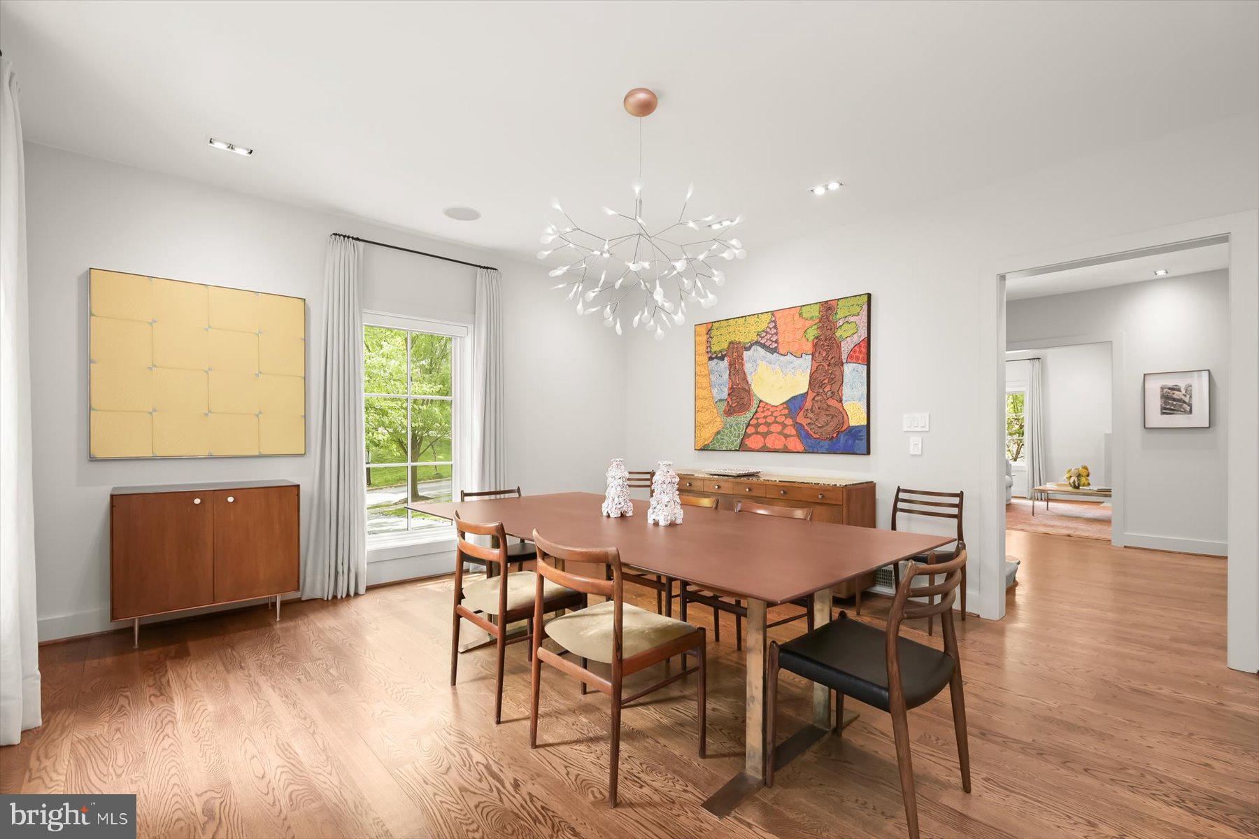 2901 Albemarle Street Northwest Washington, DC 20008 - Photo 19 of 42